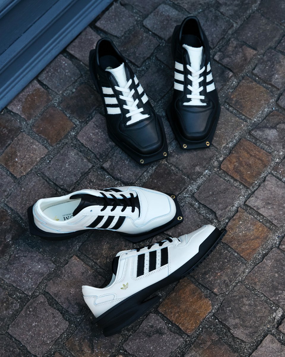 2025年 12/19 発売】 adidas Originals W FORUM CUBISM SQ “Core Black