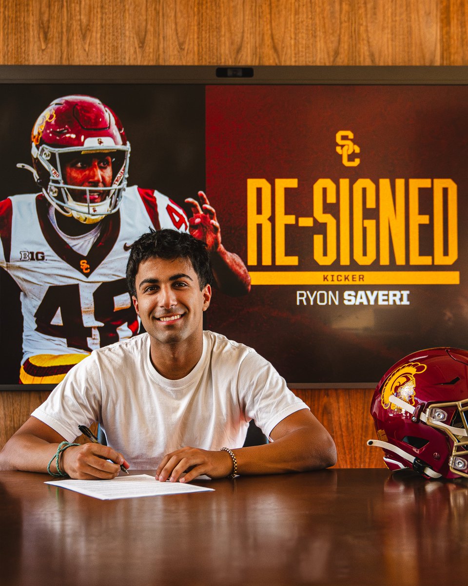 USC Football ✌️ tweet media