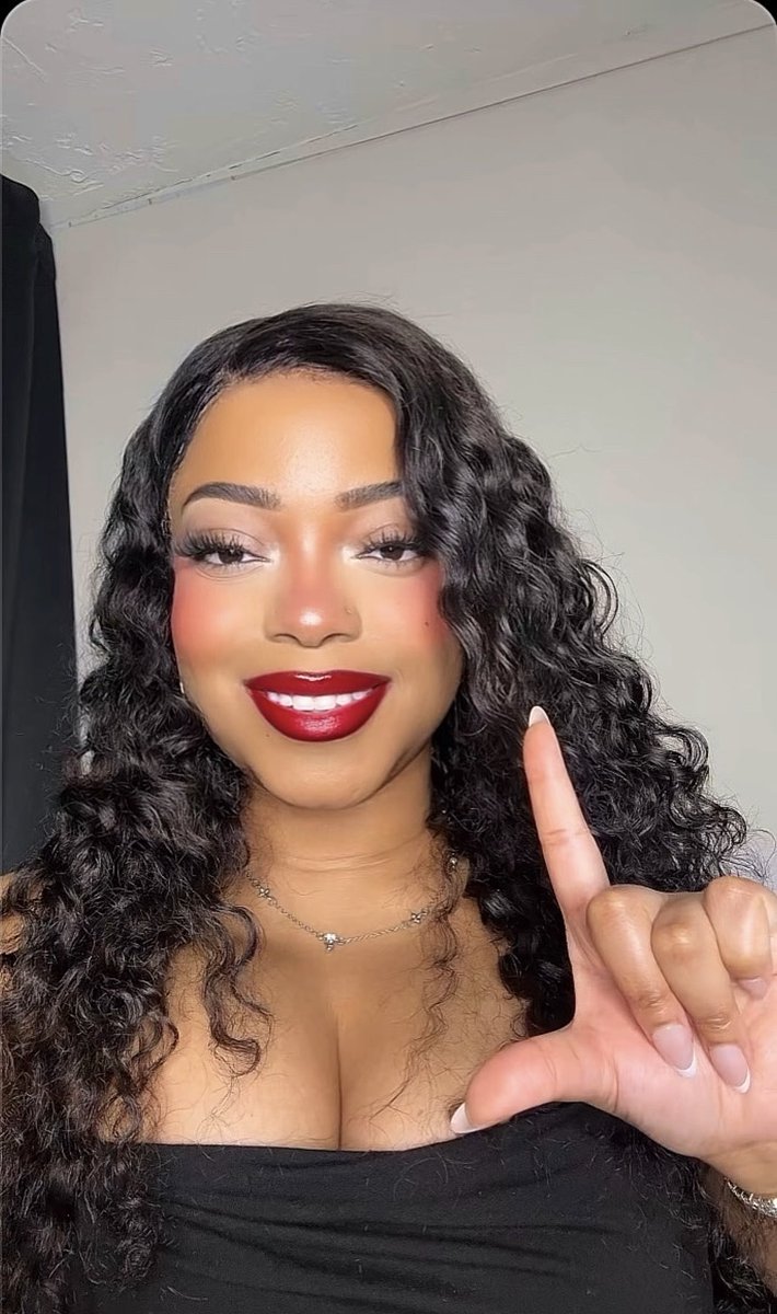 stasiabites's tweet photo. The Hand of the Scammer: The only thing I'll scam you out of is your self-respect. Pay the fee for the privilege of being used.

Findom femdom drain paypig ebony https://t.co/mZu0ObF1yW