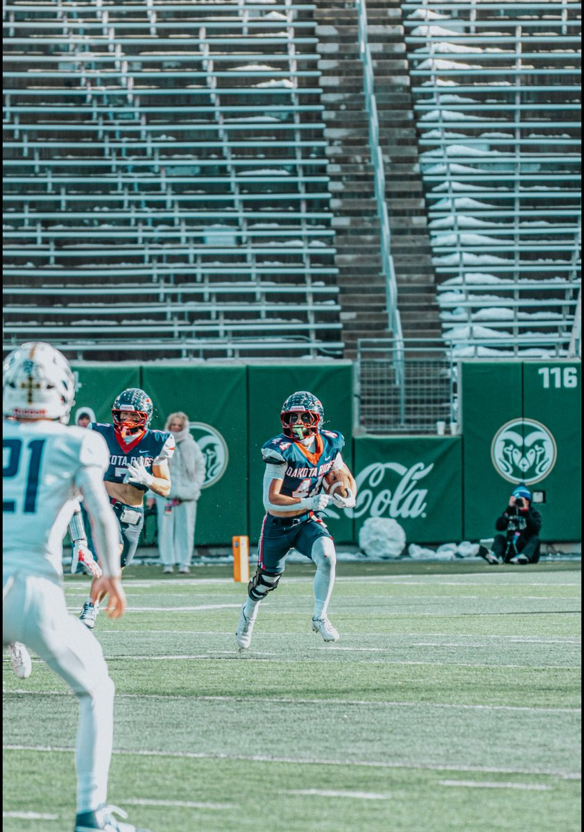 JackOfferdahl's tweet image. So blessed! #AGTG. Perfect 14-0, Colorado State Champs!! Love my DR brothers and Coaches. Humbled to be Selected 1st Team All-State, 3X 1st Team All-Conference, Team Defensive MVP. @drsofferdahl @DakotaRidgeFB @DRidgeCoachB1 @ProStarSports @CoachJoeWoodley @Coach_VasquezAJ