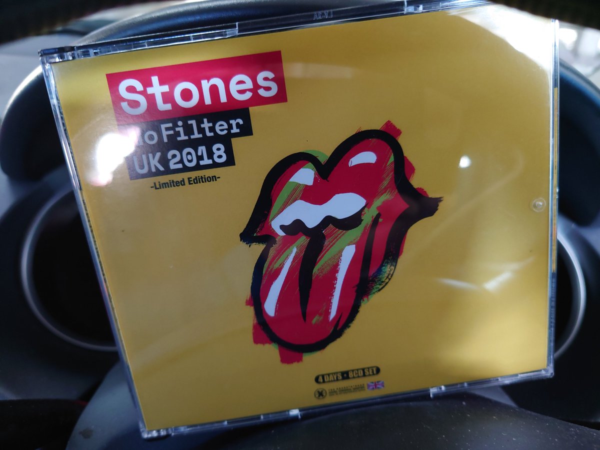 #RollingStones
#車中音楽
ストーンズの2018年5月のロンドンウェンブリースタジアムの初日のイヤモニブートを聴いてきました。
チャーリーがノリノリなのが涙誘います。イヤモニブートって生々しくて好き。フールトゥクライが涙を誘う素晴らしいCDです。XAVELレーベル
