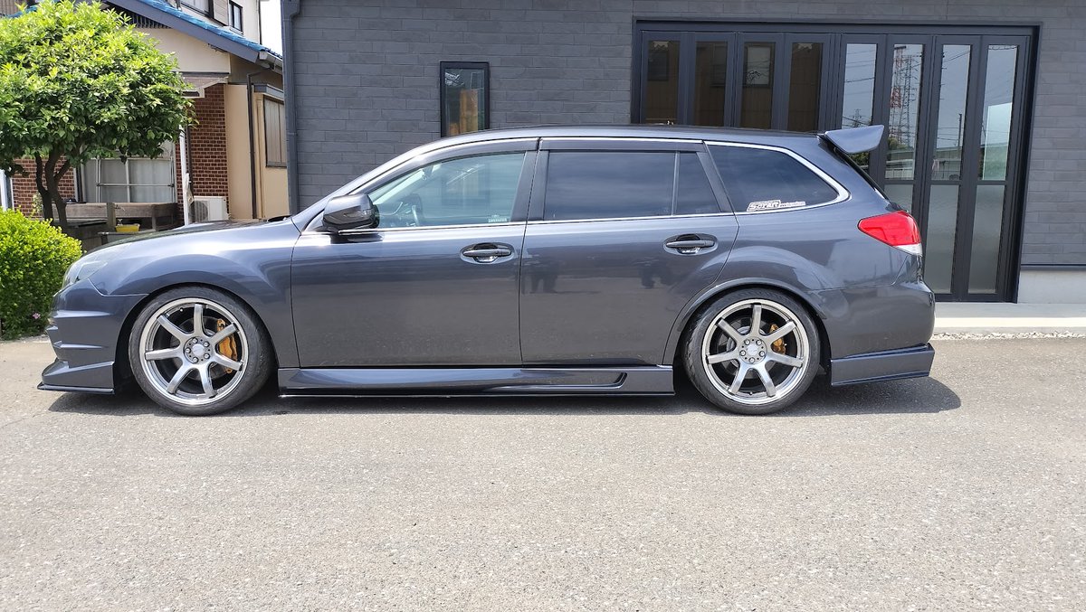 3rd_d0r's tweet photo. #全日本ステーションワゴンを横から見るの大好き選手権 #subaru #legacy #turingwagon #br9 #scraft @SCRAFT_FRPcraft https://t.co/g8dGYMT06J