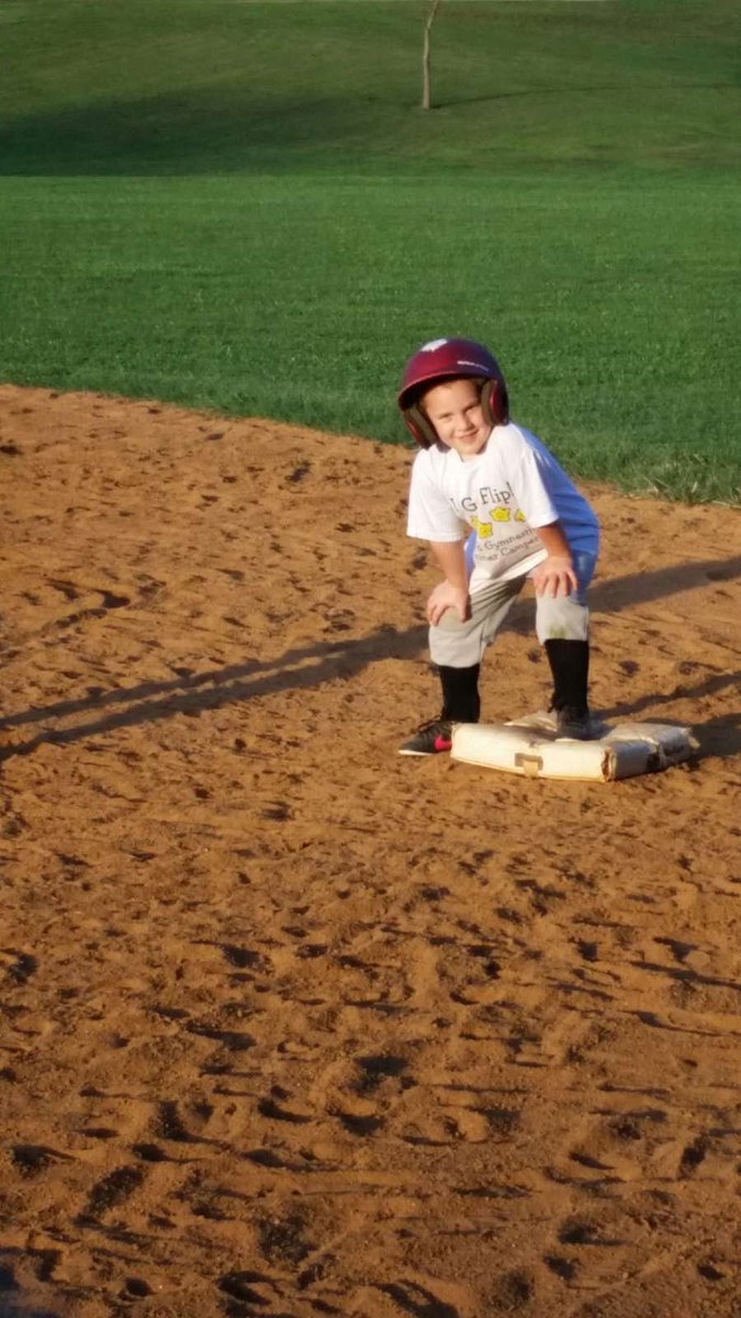 Madelyn Thompson I 2027 | Student/Athlete tweet media