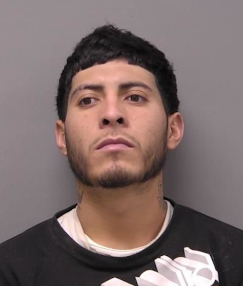 ICEgov's tweet image. 20 YEARS FOR ASSAULTING AN @ICEGOV OFFICER

On Feb. 28, Mexican national illegal alien Diego Barron-Esquivel violently assaulted and strangled an ICE officer in Kansas. The officer is okay!

Today, he was given the maximum penalty allowed under statute.

Welcome to the find out