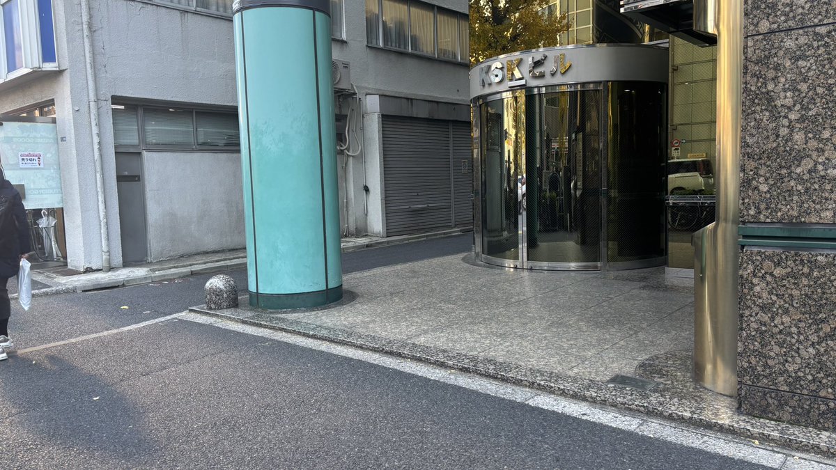 今日も
ここから始まる
秋葉原

<a href="/kazuaka23/">Flower</a> ごめんって。