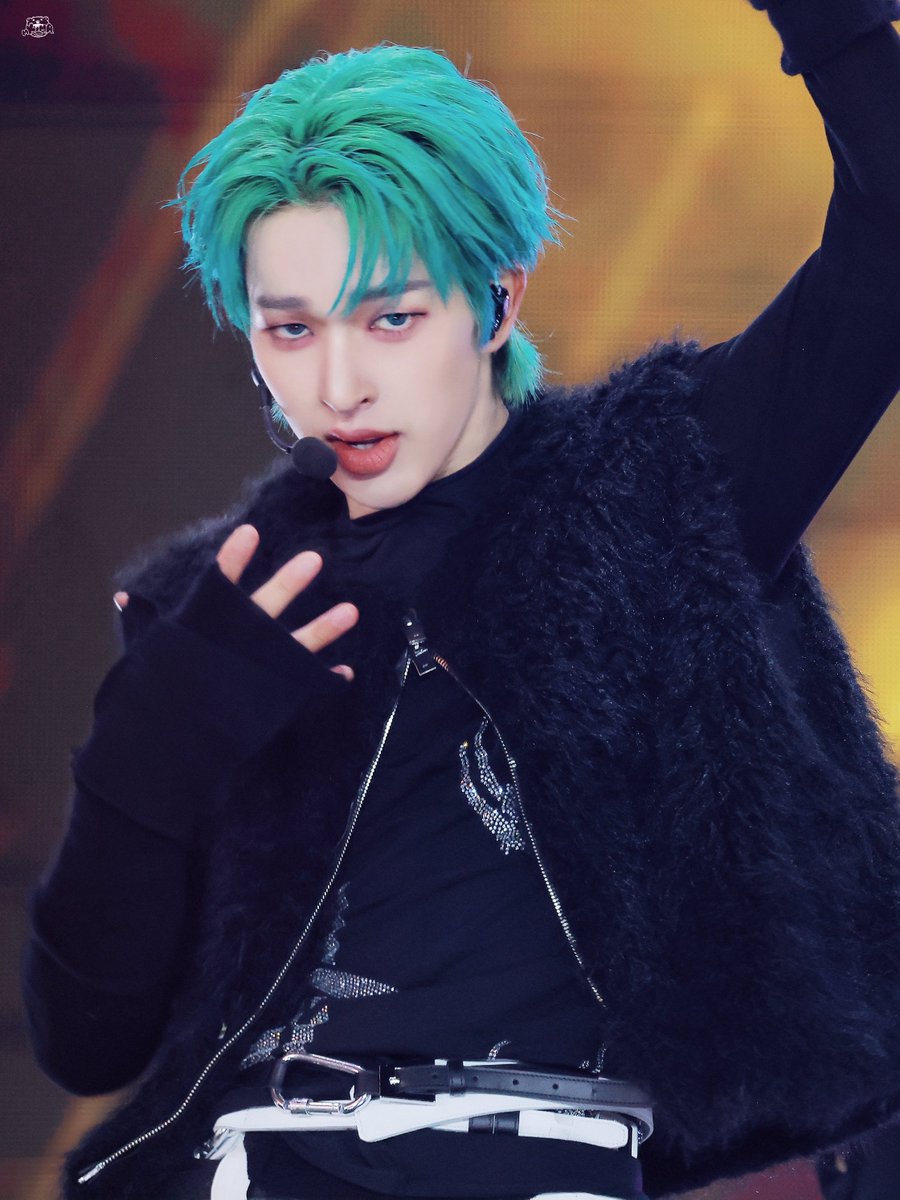 251214 MUSIC BANK GLOBAL FESTIVAL Bet you've never seen a stage