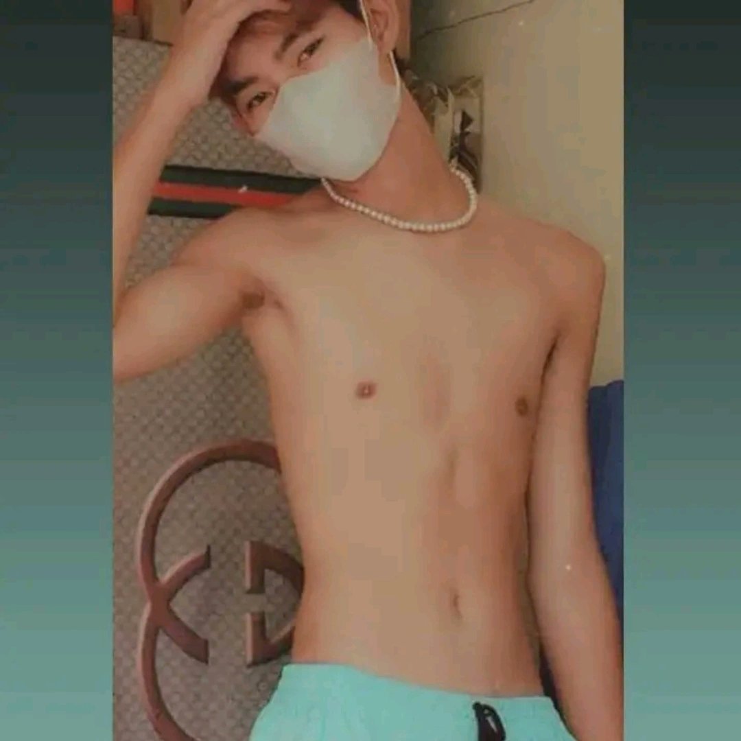 Lester61341's tweet photo. I’m 24 and still single. I don’t care if you’re 20 or 30. Broke or rich. Tall or short. I just want real love🏳️‍🌈 https://t.co/f2hd0OPqHC
