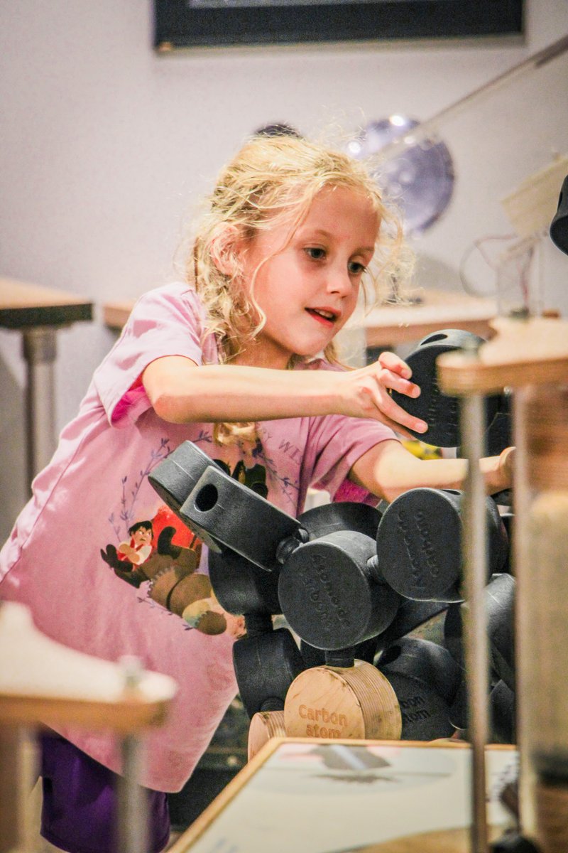 Step into Mega Worlds and explore the universe at a GIANT scale! On Dec 29, we're supersizing science! Enroll your future physicist:  loom.ly/N1cY5nk

#WinterBreakCamp #ScienceCamp #HolidayActivities #NuclearMuseum #ScienceisEverywhere #STEM #STEMAlbuquerque