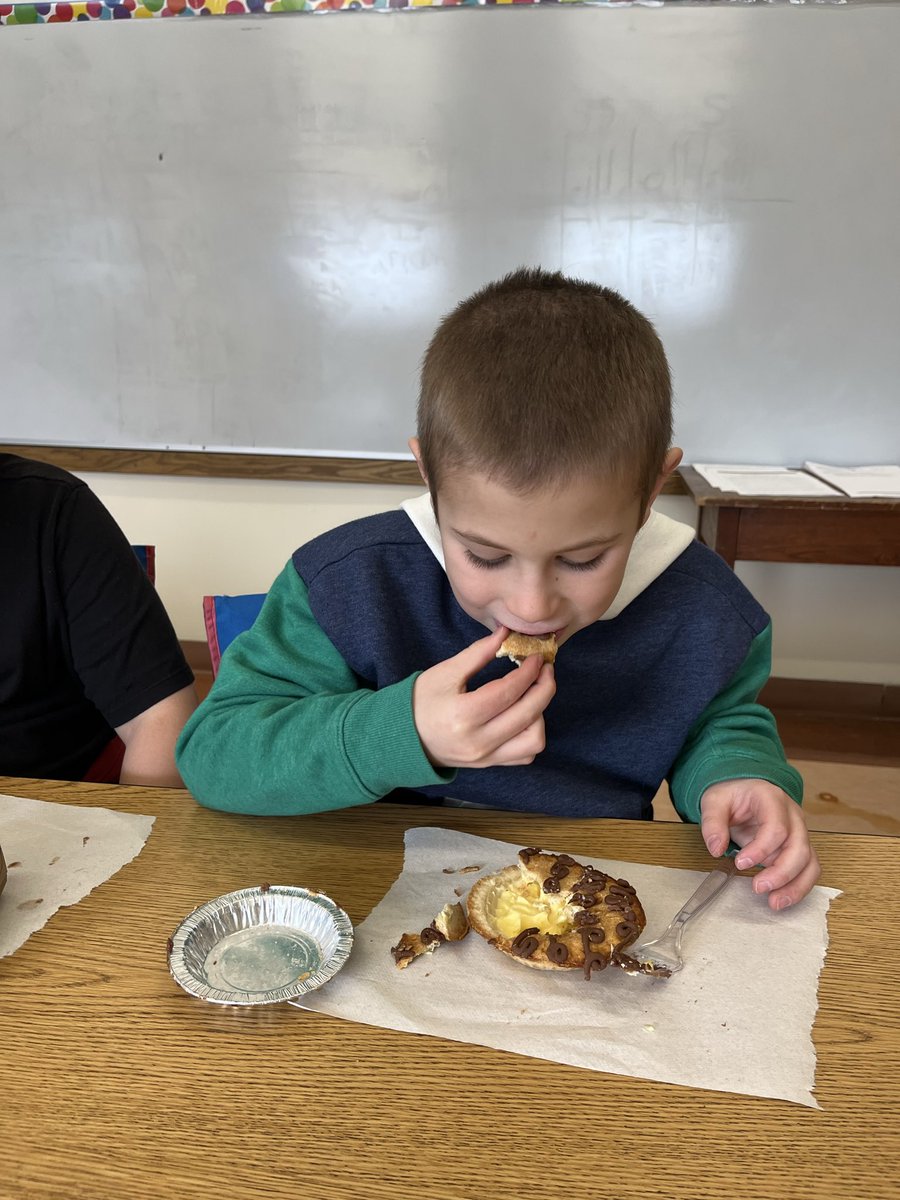 Mrs. Chapman tweet media