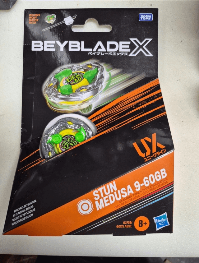 New hasbro retool I found on reddit  I like most of the colors except the bright green on the prongs it's a shinobi shadow retool

#BeybladeX