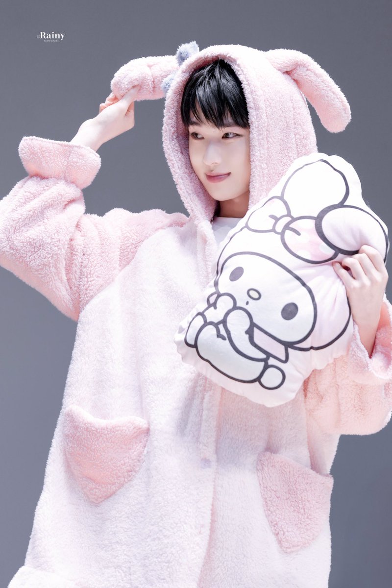 Rainy_0624's tweet image. 250629 WVS
왜 이렇게 귀여워 ｡՞-ᴗ-՞｡
#선우 #SUNOO #ソヌ #엔하이픈_선우  #엔하이픈