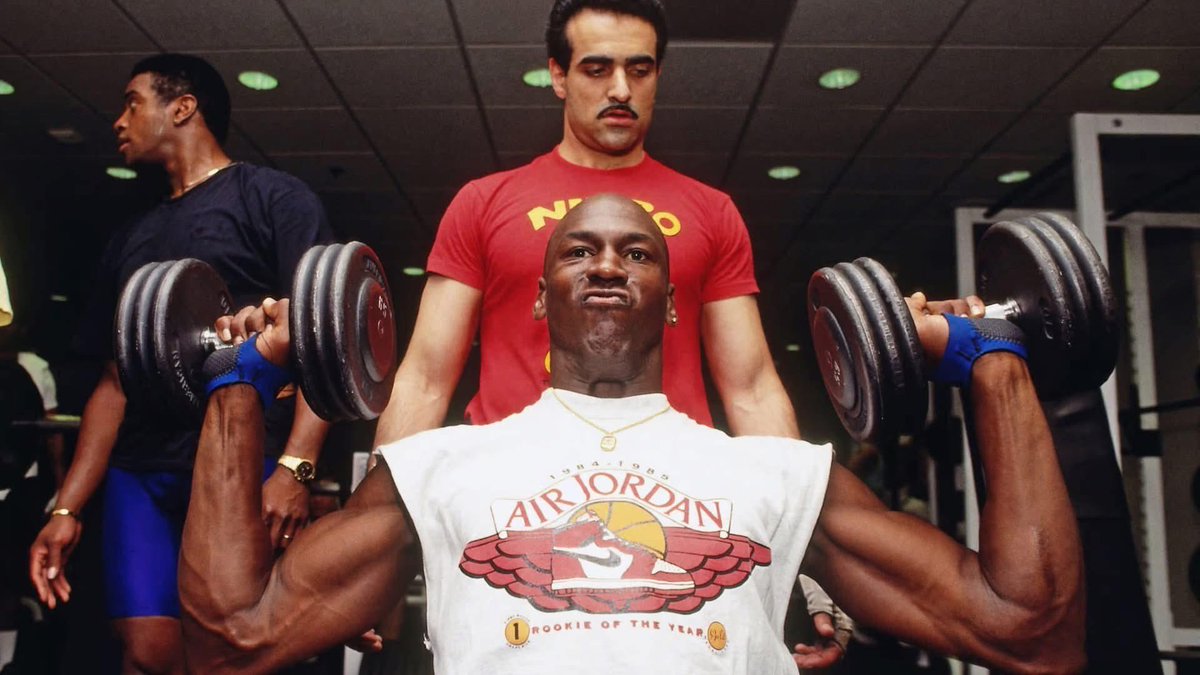 CoachMongero's tweet image. For all of you “athletes” running away from … or trying to hide in the weight room… this is a pic of the GOAT - Michael Jordan. LIFTING … all season long and YES, regularly on NBA GAME DAYS. 

Note: Read what MJ’s trainer said in pic below. Note: pic and story Credit IB…