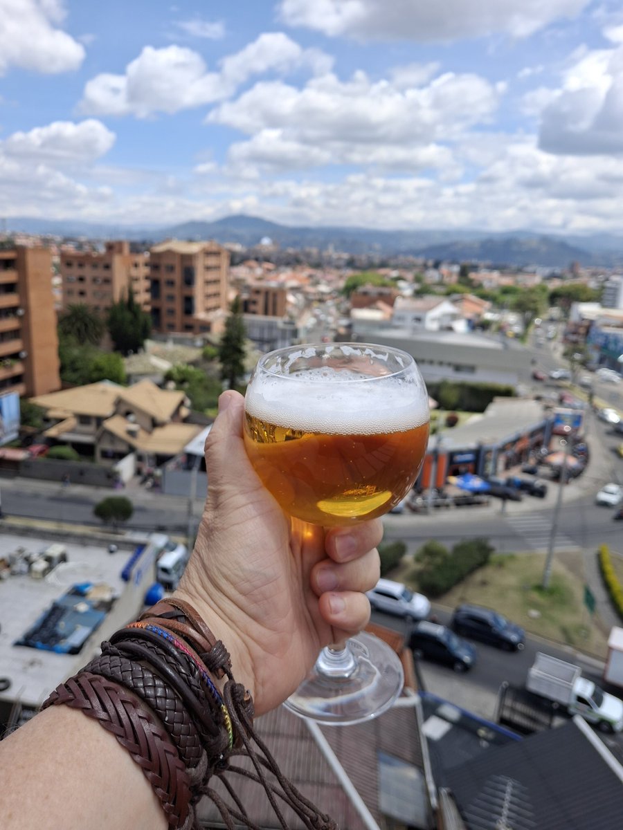 efrainarevalo69's tweet photo. #Cuenca la ciudad mas bella de Ecuador https://t.co/sxE94bmWUk