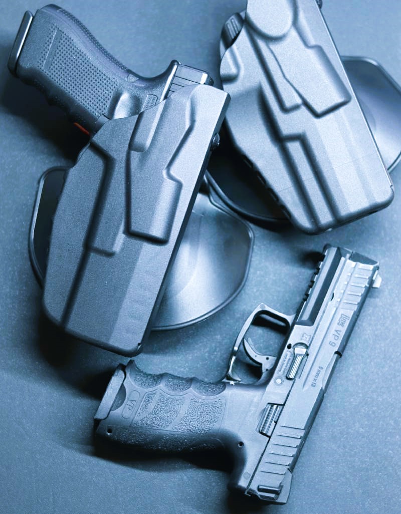 rokunanago675's tweet image. 六七五です。
実物 サファリランド 7TS ALS Paddle &amp;amp; Belt Loop Holster
のGlock17用とVP9用が新しく入荷↓↓
675.theshop.jp/categories/661…
同社のベルトループ等も取り扱いございます。
#safariland #glock #vp9
