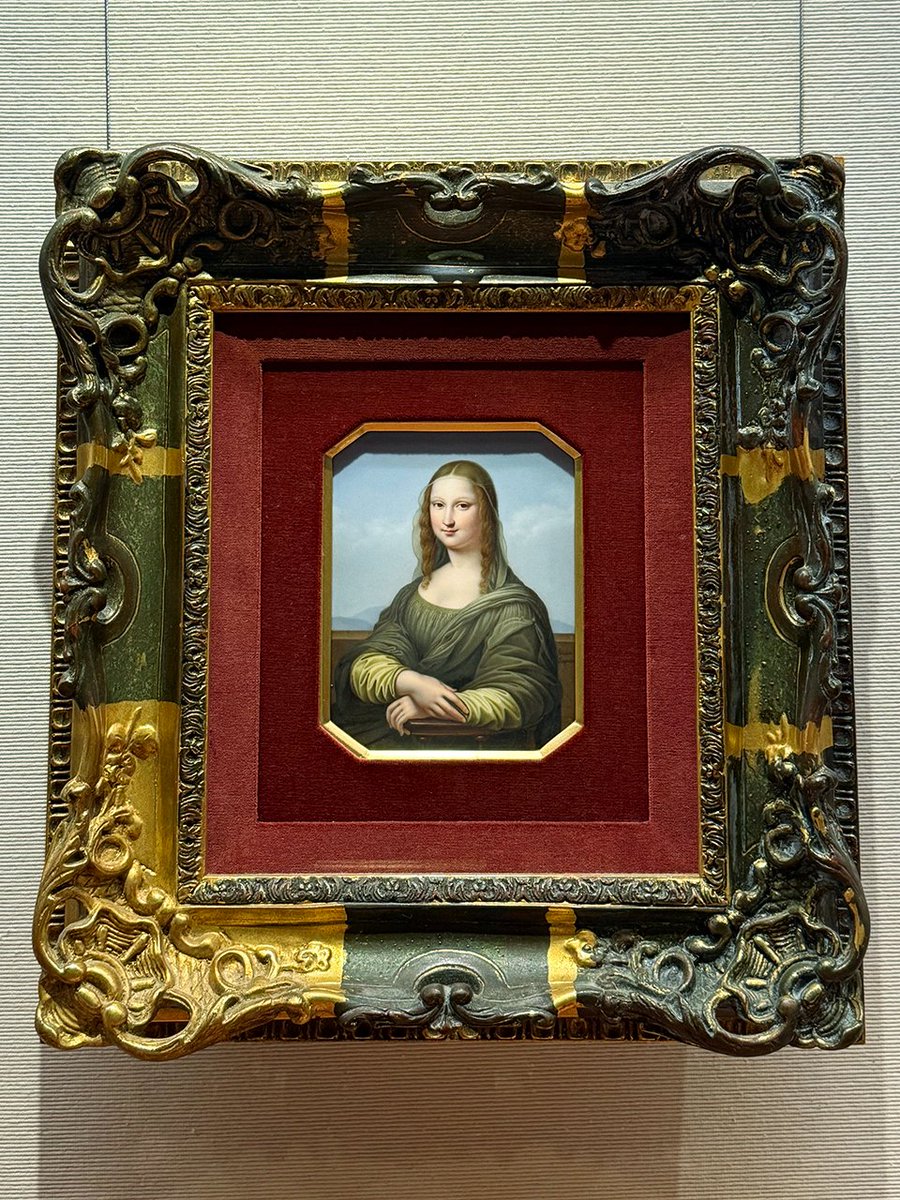 ◤スタッフのおすすめポイント⑪◢ 《色絵陶板「モナ・リザ」》 誰もが