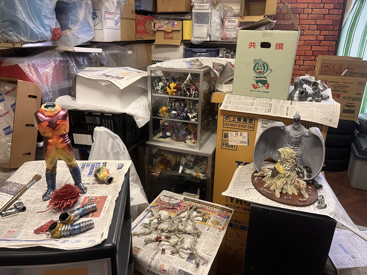 kouchyanzeyo's tweet photo. 色々塗装中、時間がほしい・・・
#ガレージキット　#ソフビキット https://t.co/J4pBCu4g6g