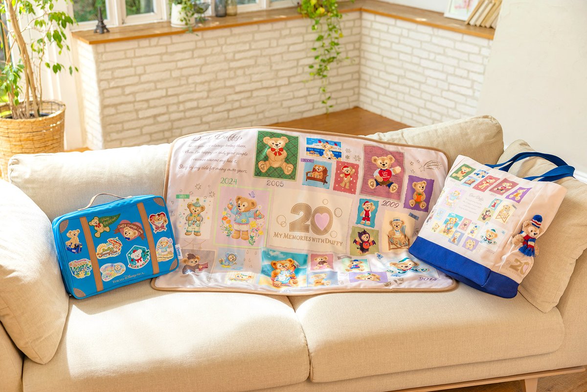 💕12月18日 販売開始💕 ダッフィー＆フレンズ20周年を記念して、20年分