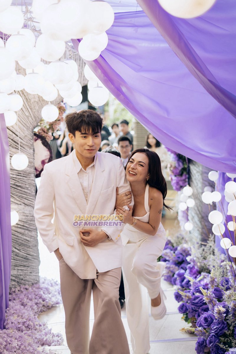 anyway, super busy sa work kaya paambag lang muna ng walang kamatayang palazzo pics ng MikBrent. lapit na magkaroon ng updated pics huhu exciteeeed!!!

MIKBRENT CMM IN PASIG
#ChristmasJOYday #BuoAngSAYAngPasko