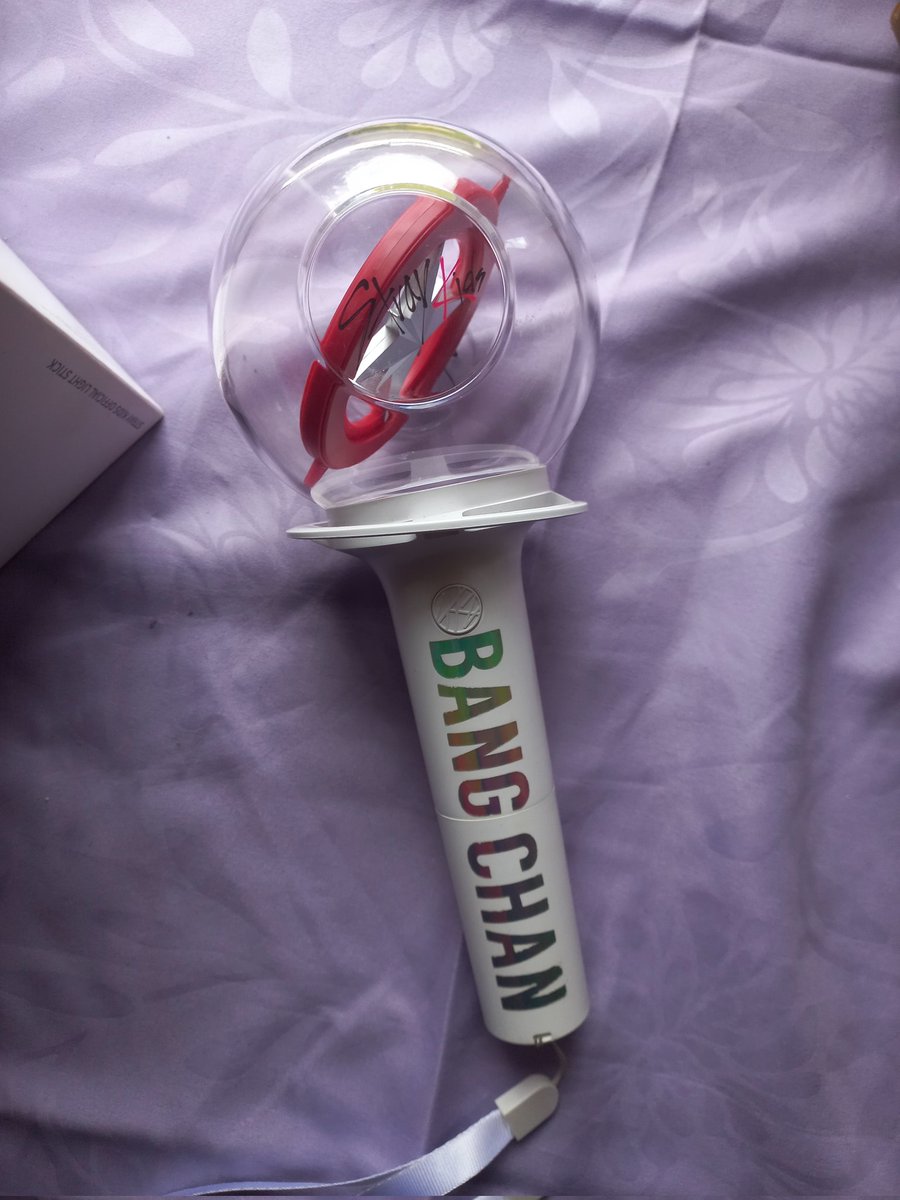 ChristBahngs's tweet photo. Wts photocard Stray Kids :
Era Rockstar 
Era Magic School
Era Maxident
+ Lightstick ver 1

⋆𐙚₊˚ Mostly good condi 
(koleksi pribadi, dijual karena mau stop collect) ★

📌 Take all only
💌 Price via DM
🤍 Nego tipis boleh ya
📍 Bekasi
📦 CO manual https://t.co/1A3U32q3LI
