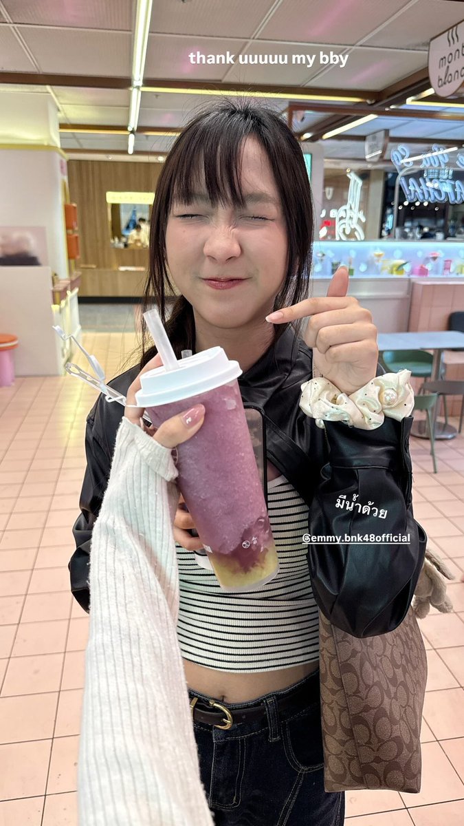 hooparchive's tweet photo. 251216 instagram story

#HoopBNK48 #BNK48 
#EmmyBNK48 https://t.co/YImCdHxxQ1
