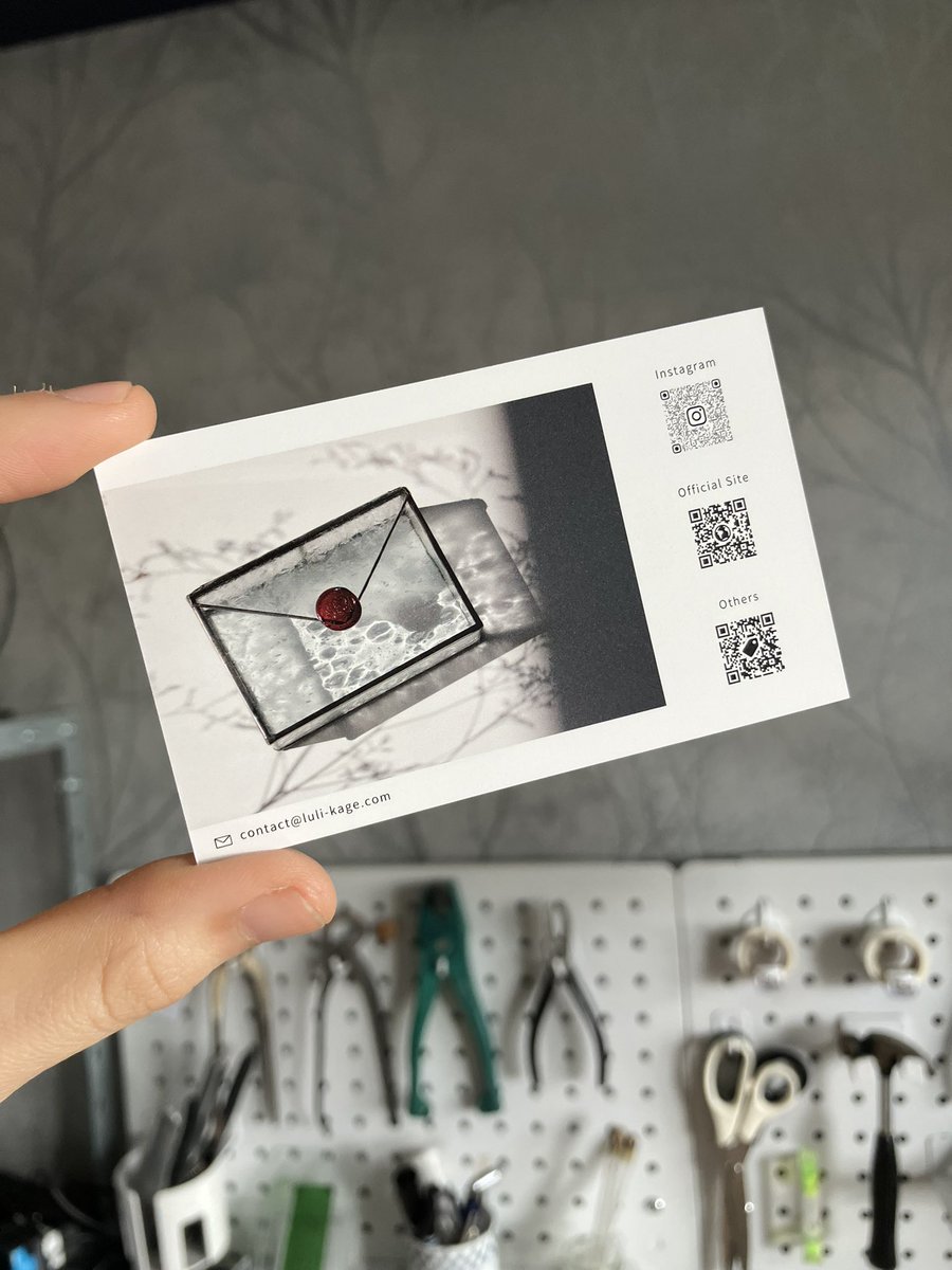 ショップカード届いた〜
今まで作った名刺（カード？）類で1番良い仕上がり…

ダッサいカードを作っていた頃が懐かしいです。