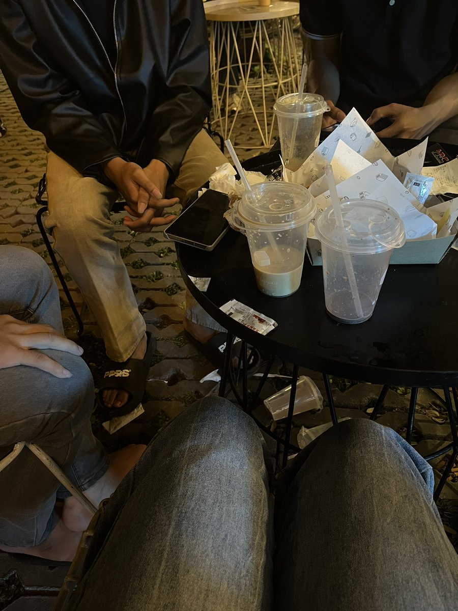 kemarin jadwalnya ngopi😝😇