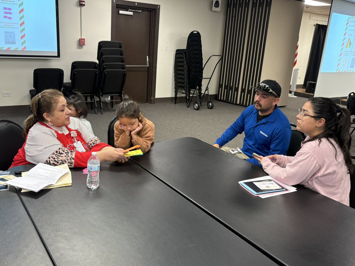 Seguin ISD Multilingual tweet media