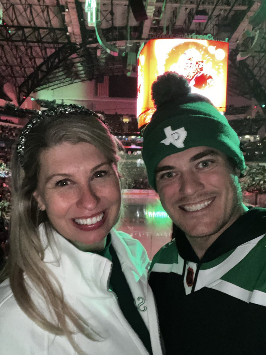 The <a href="/DallasStars/">Dallas Stars</a> are about to win this one for <a href="/StarsQueen53/">Stars Queen 💚⭐️👑💚</a>. Everyone wish <a href="/StarsQueen53/">Stars Queen 💚⭐️👑💚</a> a very happy birthday (in less than 3 hours)!!! #HappyBirthday! #TexasHockey