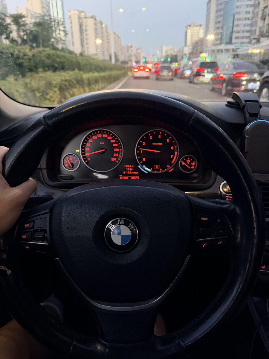 DOM_LACKONE's tweet image. 珠三角｜情侣找个女单，组f3玩长期

基本情况：两人都26岁 海归

男：小帅 182cm 77kg 情商高 幽默大方 18cm 器大活好 运动型 胸肌腹肌应有尽有

女：小小只 可爱好相处 不介意女双搞同（一起当狗）

一起玩不会无趣 不缺经济 包吃喝酒店

#女绿 #母狗 #找女朋友 #女单 #女M #交友