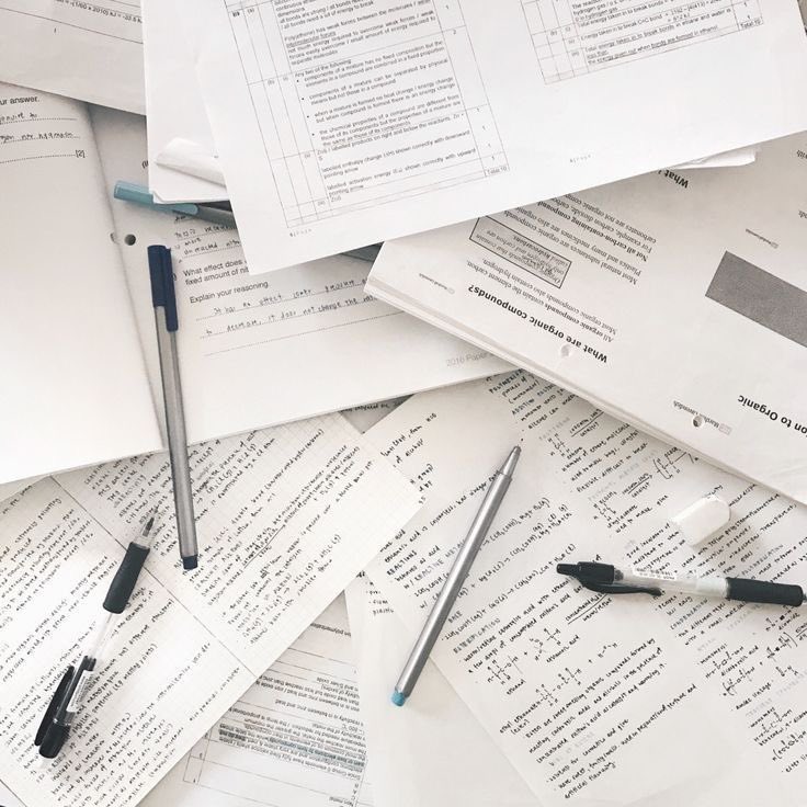 luuvestt's tweet image. • lu | studytwt
• ela/dela
• 2 ano do E.M.
• foco: vestibular 2027
• objetivo: Direito — UFRGS
• curso: Fênix Vestibulares
• estudo + rotina + organização
• 🇧🇷/🇺🇸
☕️estudos, disciplina, estética &amp;amp; constância
🤍/ 🔁 = mutuals!

#studytwt #studytwtbr