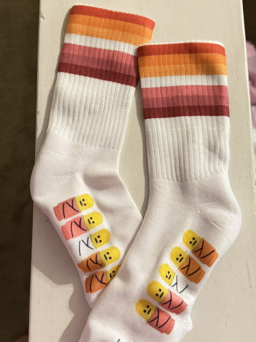 jacqui 💡🍓🪩 tweet media