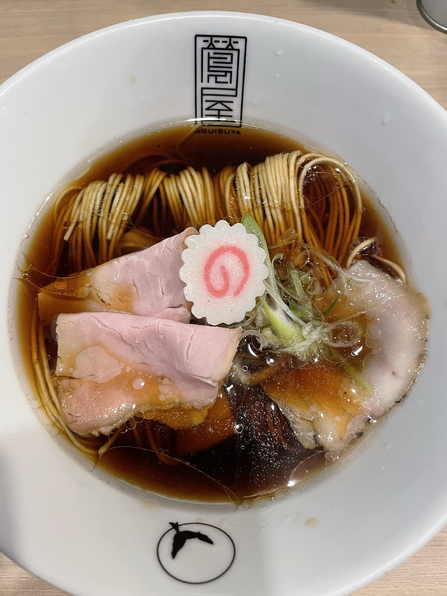 twojsn's tweet photo. 鶯屋（世田谷区砧）
醤油ラーメン https://t.co/7iwrEy8ach