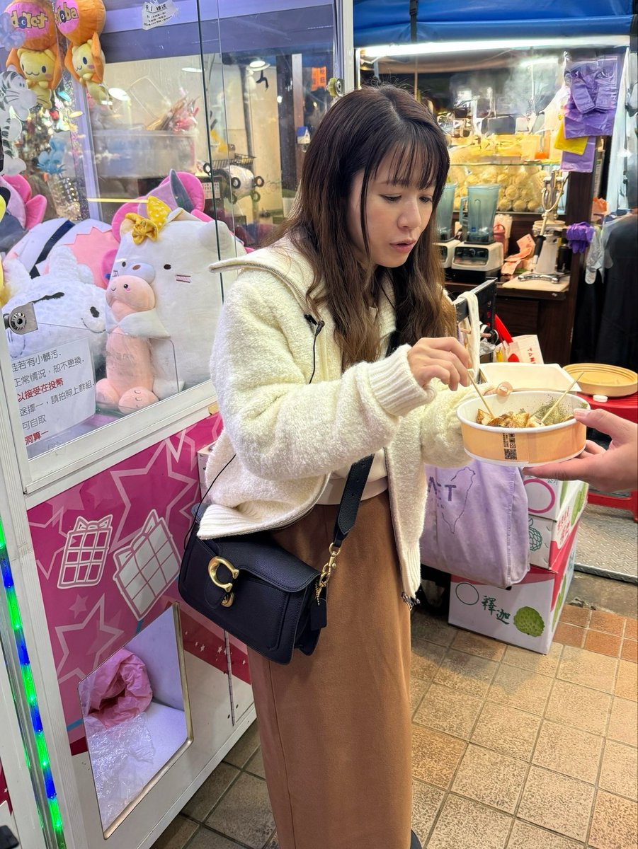 台北の夜市も行きました😄guitarのナピロさん、まいこダンサーズ