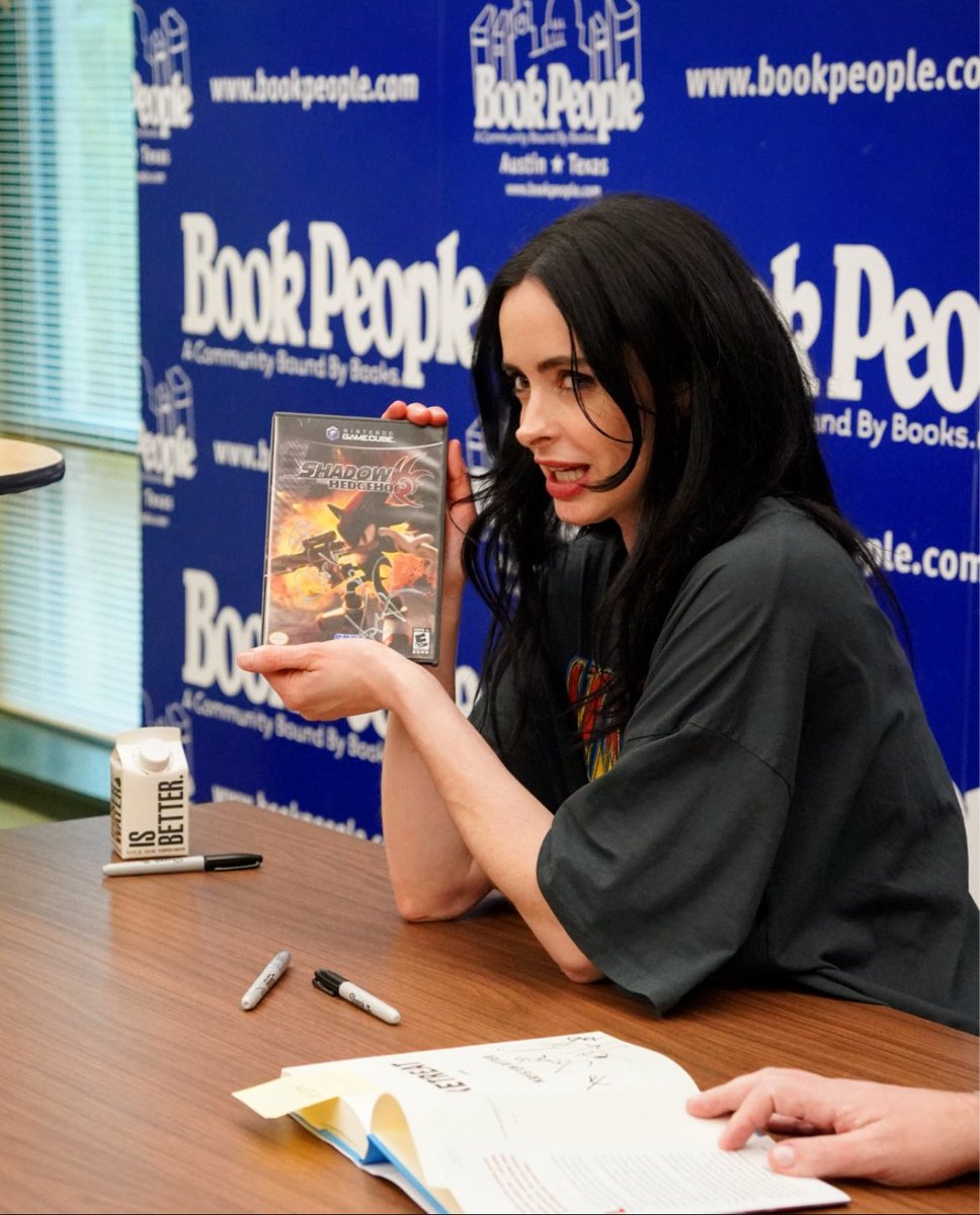 JB_JuneBug's tweet image. i need the krysten ritter signed copy of shadow the hedgehog