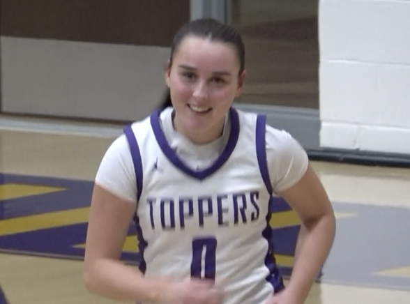 Channel1450com's tweet photo. Hilltoppers Cruise to 8-0 Start With Home Win Over Peoria Christian
https://t.co/0rVJaWUDDI https://t.co/RcqRBqctP9