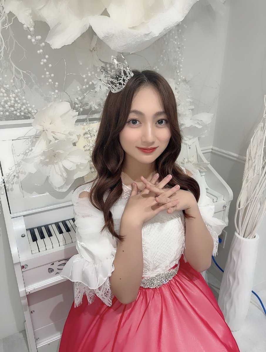 月城咲舞 【22/7】 (@emma_tsukishiro) / Posts / X