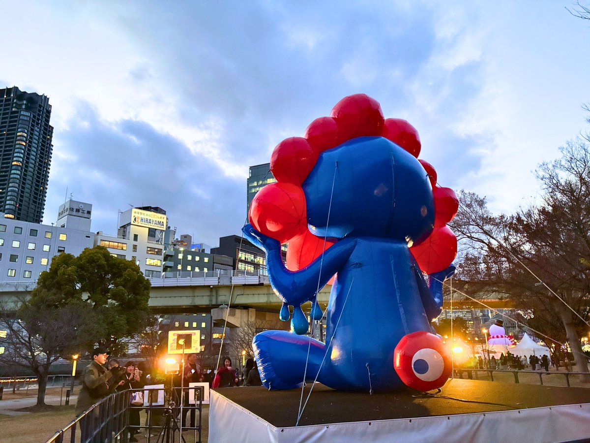 ミャクミャクバルーン展示 ＆ #大阪・関西万博 スタンプも登場