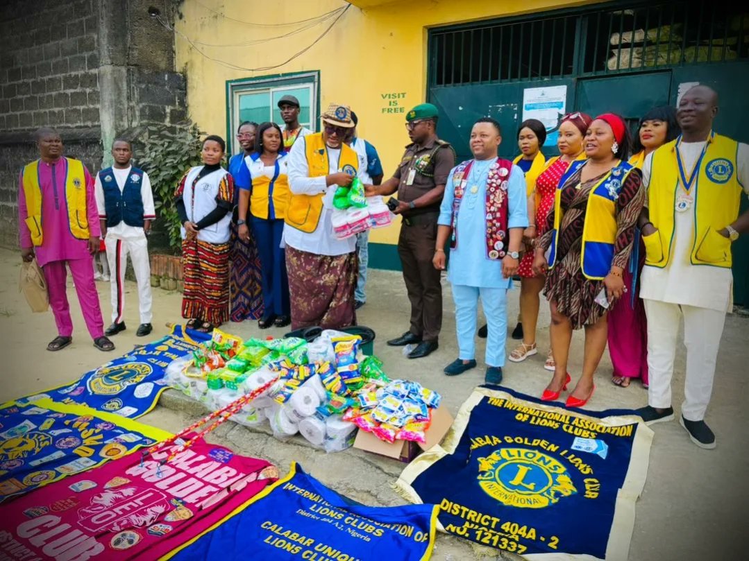 District404A2's tweet photo. Yuletide Service: Lions Regions 4, 5 &amp; 6 Donate Palliatives to Inmates of Nigerian Correctional Service, Calabar, Holds Joint Region Meeting
#WeServe
#YuletideService
#HungerReliefProject https://t.co/0lGSMEcoEV