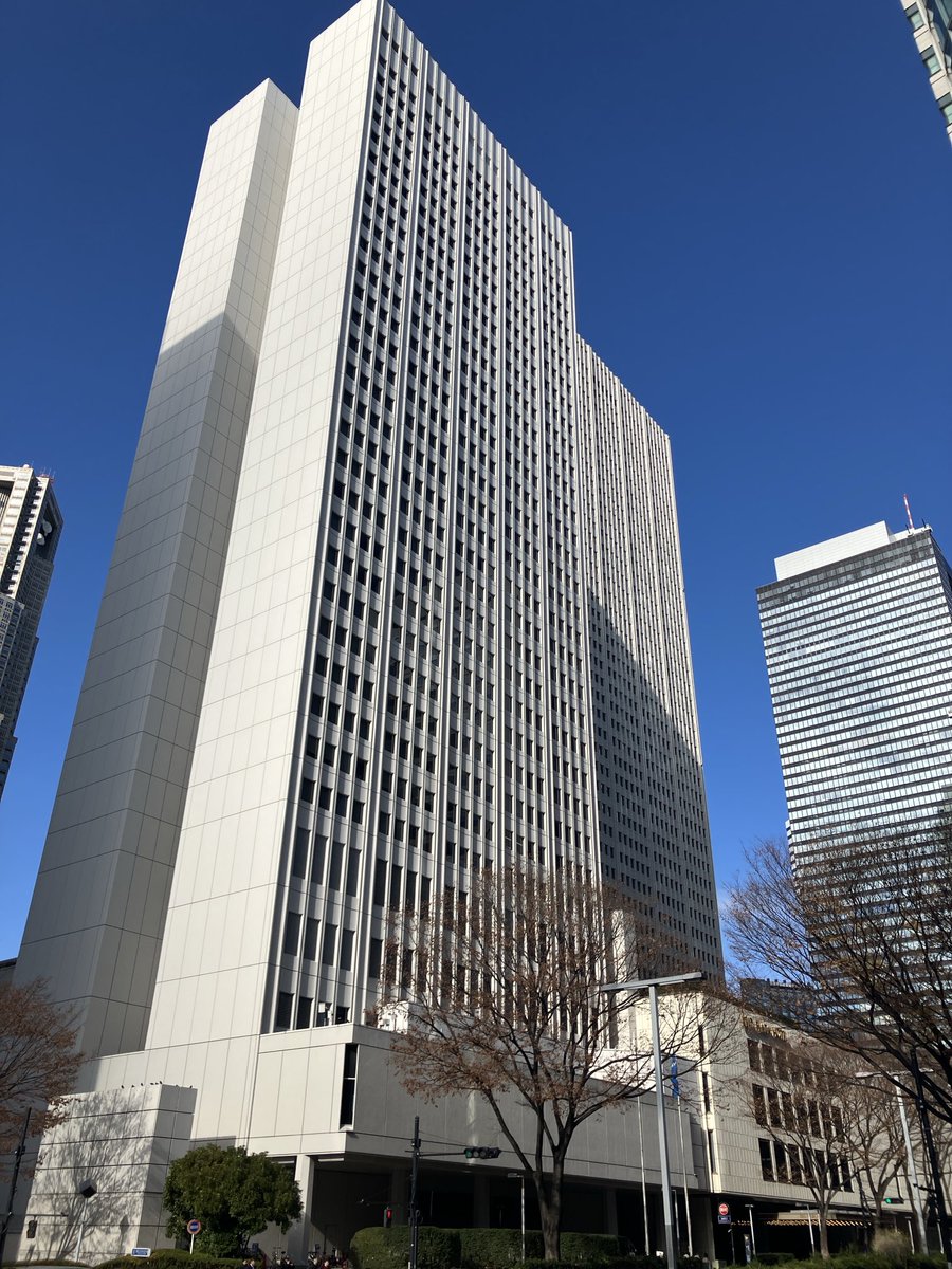 今日は京王プラザホテルで商談✌️

開業55年も経つようです。

ナノバブルを食器洗い機で使ってもらって、効果が出てるとの事👍