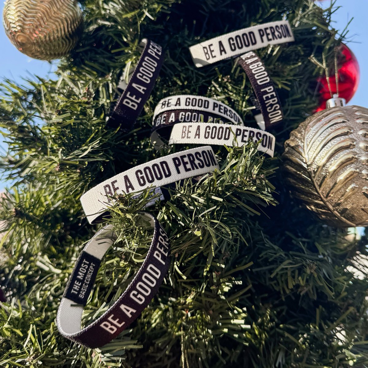 BE A GOOD PERSON tweet media