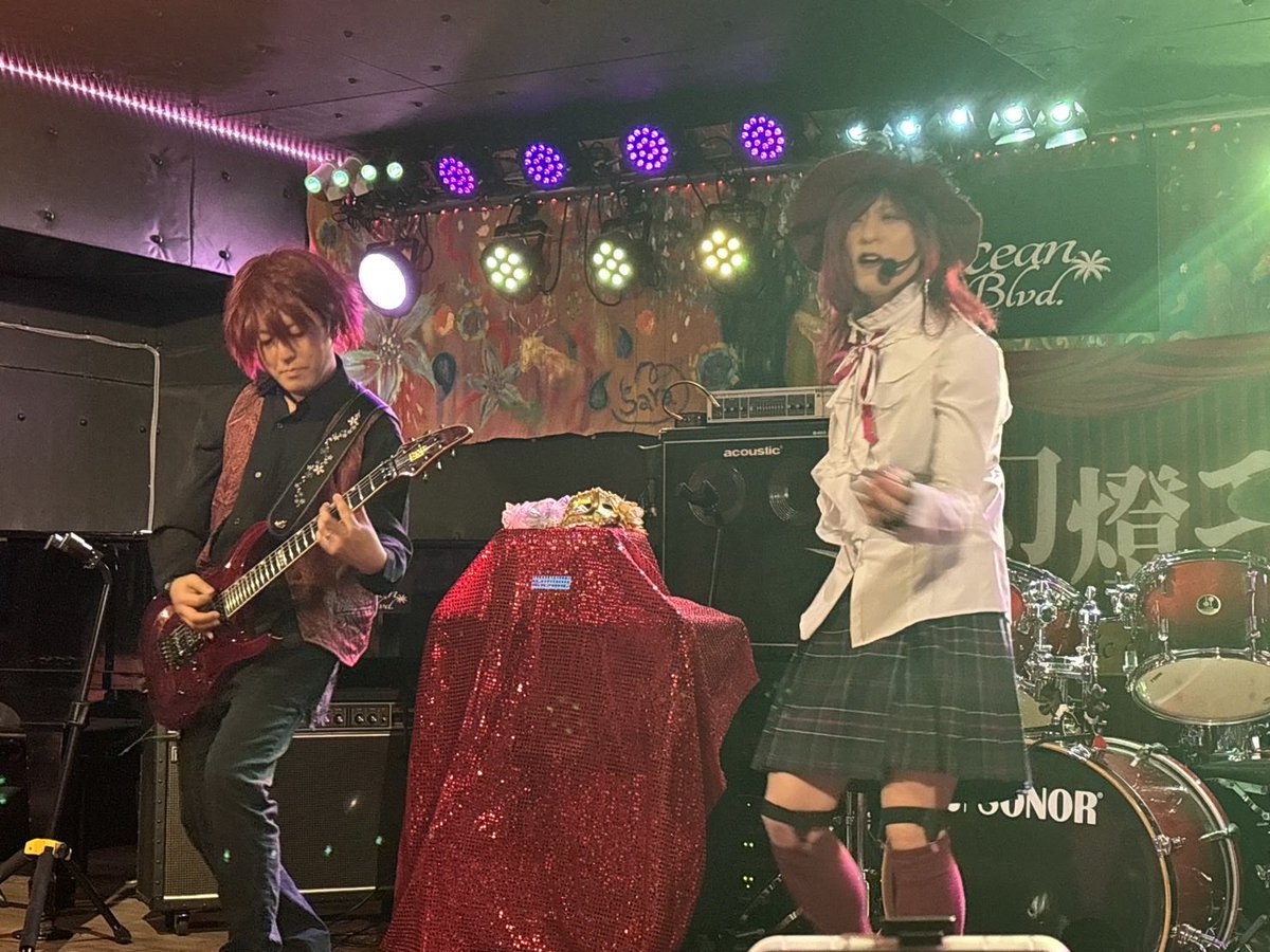 DsdDsd2012's tweet photo. チープスさん企画❣️
オーシャンブールバード〜🥰
呼んで頂けて嬉しかったです‼️
楽しかったぁぁ😆✨会場におられた皆様
盛り上げて下さりありがとうございました😭✨
一年の締めくくりにぴったりのライブでした🥳 https://t.co/zNThHoYsWG