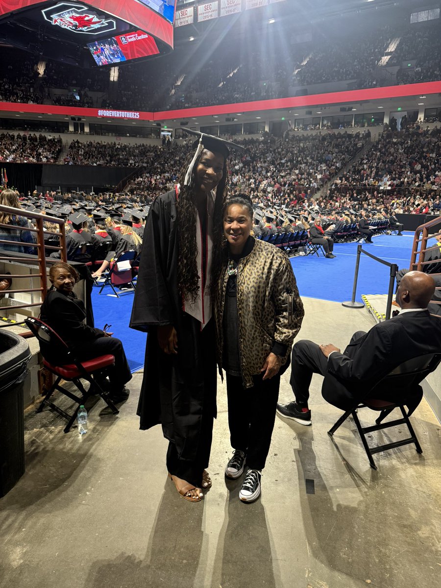 dawnstaley tweet media