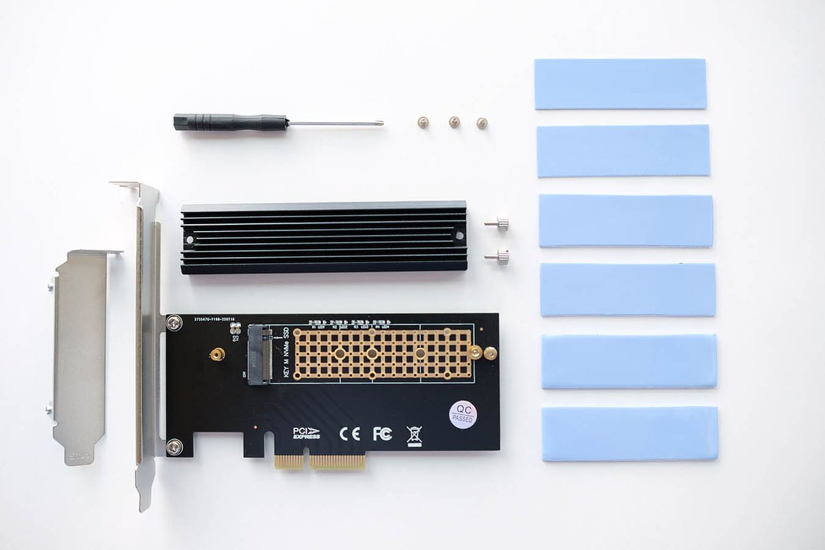M.2 NVMe SSD→PCI Express x4接続変換ボード

ヒートシンクと熱伝導シート付属
ブートドライブにも使用可能

M.2 NVMe SSDをPCI Express x4～x16スロットへ
接続することが可能になる変換ボードです😎👍

◤◢◤M.2H-PCIE◢◤◢
kuroutoshikou.com/product/detail…