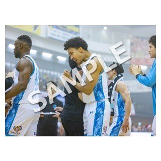 TUBCofficial's tweet photo. 📸▶︎▶︎▶︎🏪 ［#TUBCPHOTO ］

12/6-7 vs #山口パッツファイブ
12/12-13 vs #八王子ビートレインズ 
eプリントサービス販売開始📱✨

FAMILY DAYとして開催した山口戦！心温まるシーンを振り返り🫧ユナイトは久しぶりの遠足八王子戦🐯

🔗 https://t.co/twBmLmODdh

#東京ユナイテッドBC #TUBC https://t.co/3IDbmpacRB
