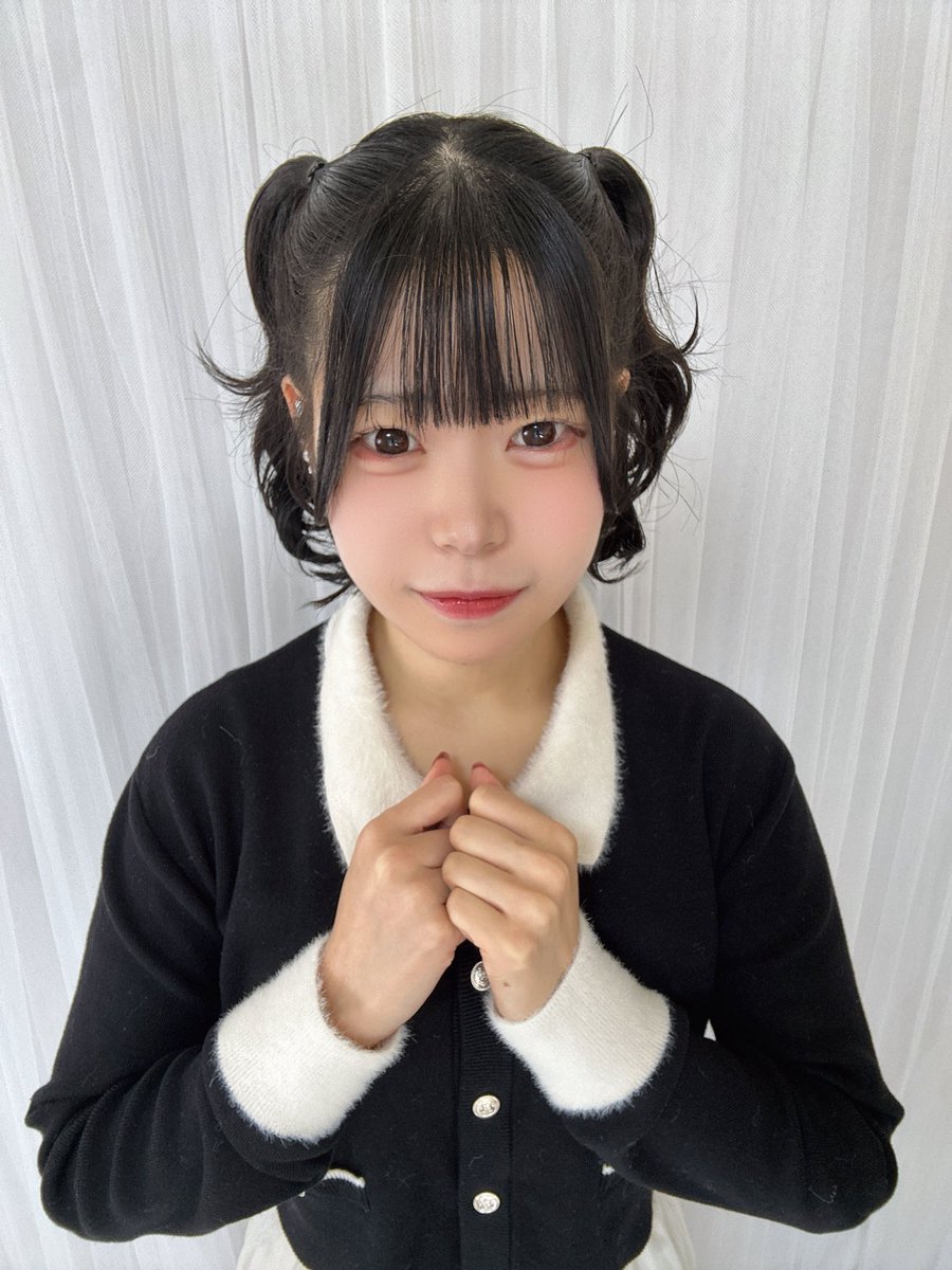 もなか🐰💉12/5(金)新体制お披露目🫵🏻終わった (@monaka_hellpo