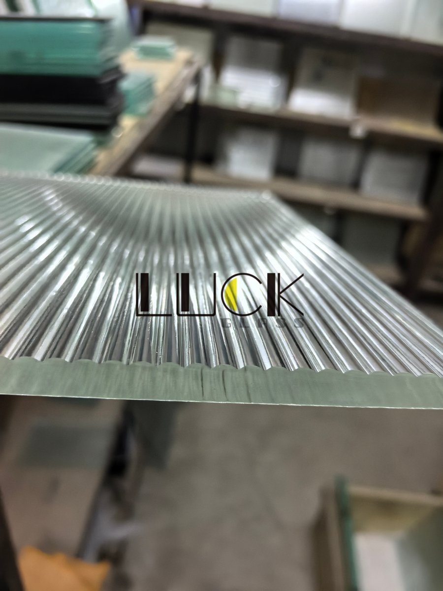 10mm JUGUANG Ultra Clear Fluted Rainbow in ready stock 
 Luck Glass Technology Ltd Co
📲 WhatsApp: +86 177 3391 0783
📧 Email: sales8@luckglass.com

#DichroicGlass #CoatedGlass #FlutedGlass #TexturedGlass #PatternedGlass #RolledGlass #GlassSheet #GlassSupplier #BambooPatternGlass