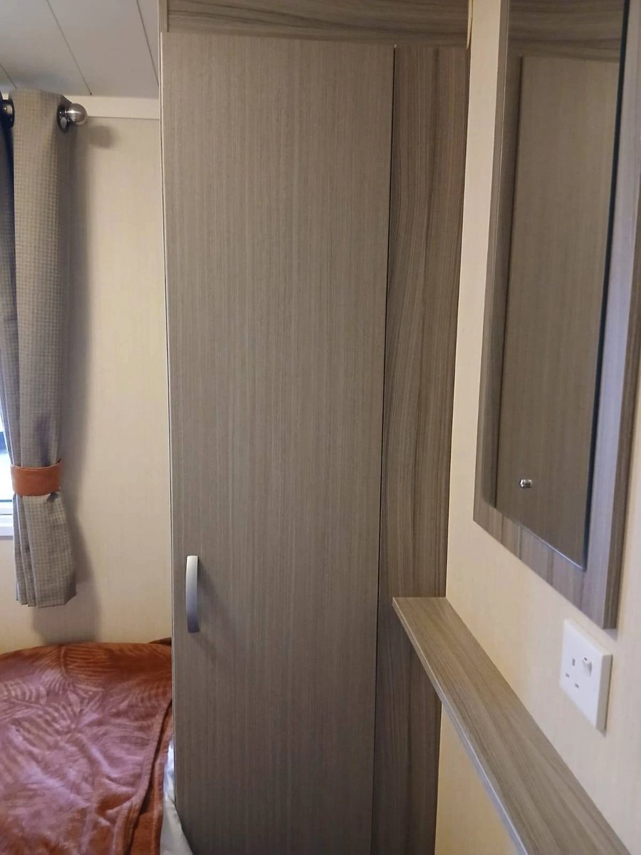 Fantasy Prints tweet media