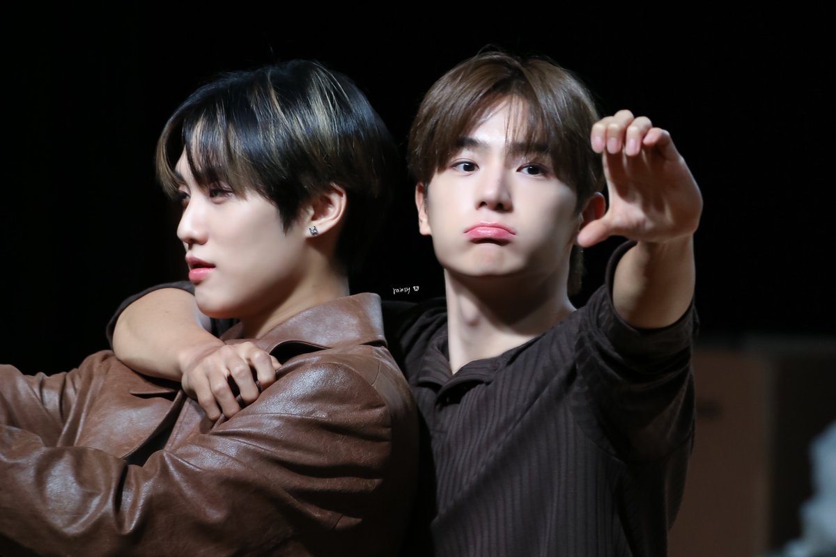 913rainlily's tweet photo. 250905 📷

뿌우👋🏻🫶🏻

#현재 #이재현 #HYUNJAE #제이콥 #JACOB
 #더보이즈 #THEBOYZ https://t.co/mBKHAHVY0l