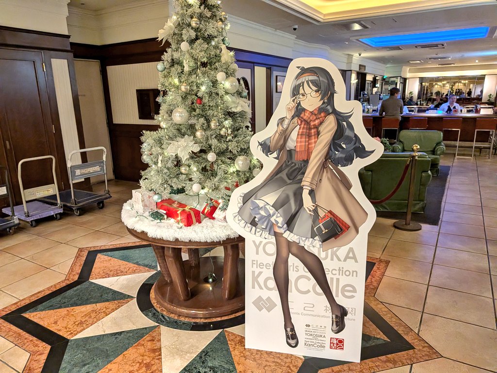 艦これ　艦隊これくしょん　風雲　ホテルニューヨコスカ 艦これ】コラボホテルのスタンディ撮ってきた！ ホテル横須賀さん：涼