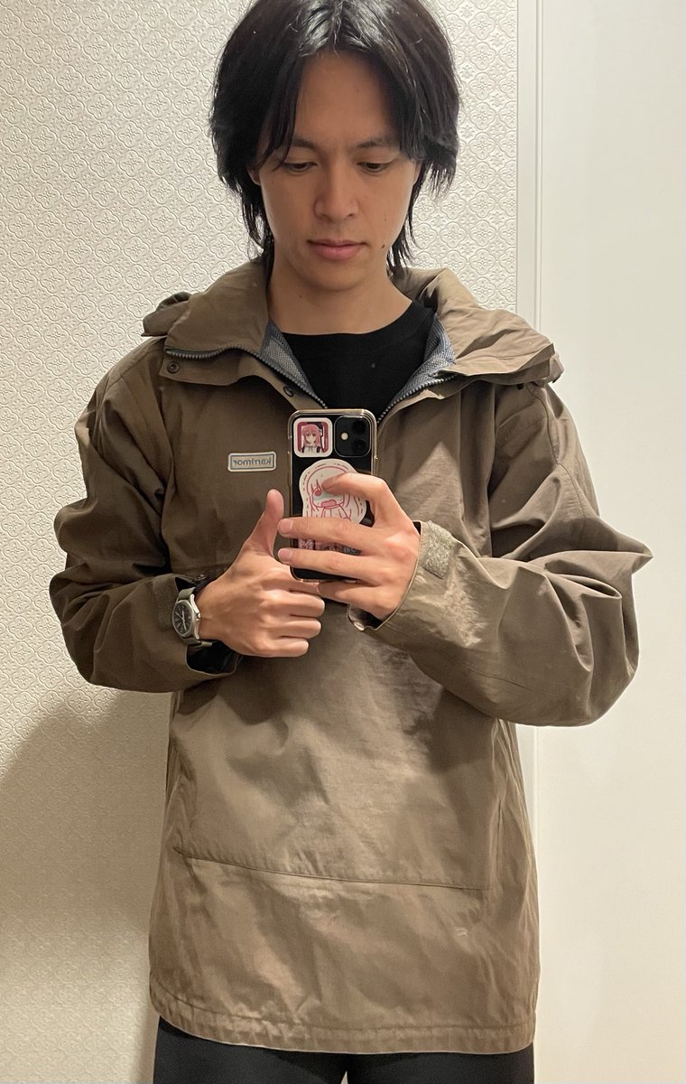 BTCS2000_toko's tweet photo. 五代雄介がEPISODE3、EPISODE13〜16で着用していたKarrimorの服をついに入手しました👍
しかもお値段なんと1000円！！！
運命的な出会いに大かんどー！😭 https://t.co/35unbMhiwi